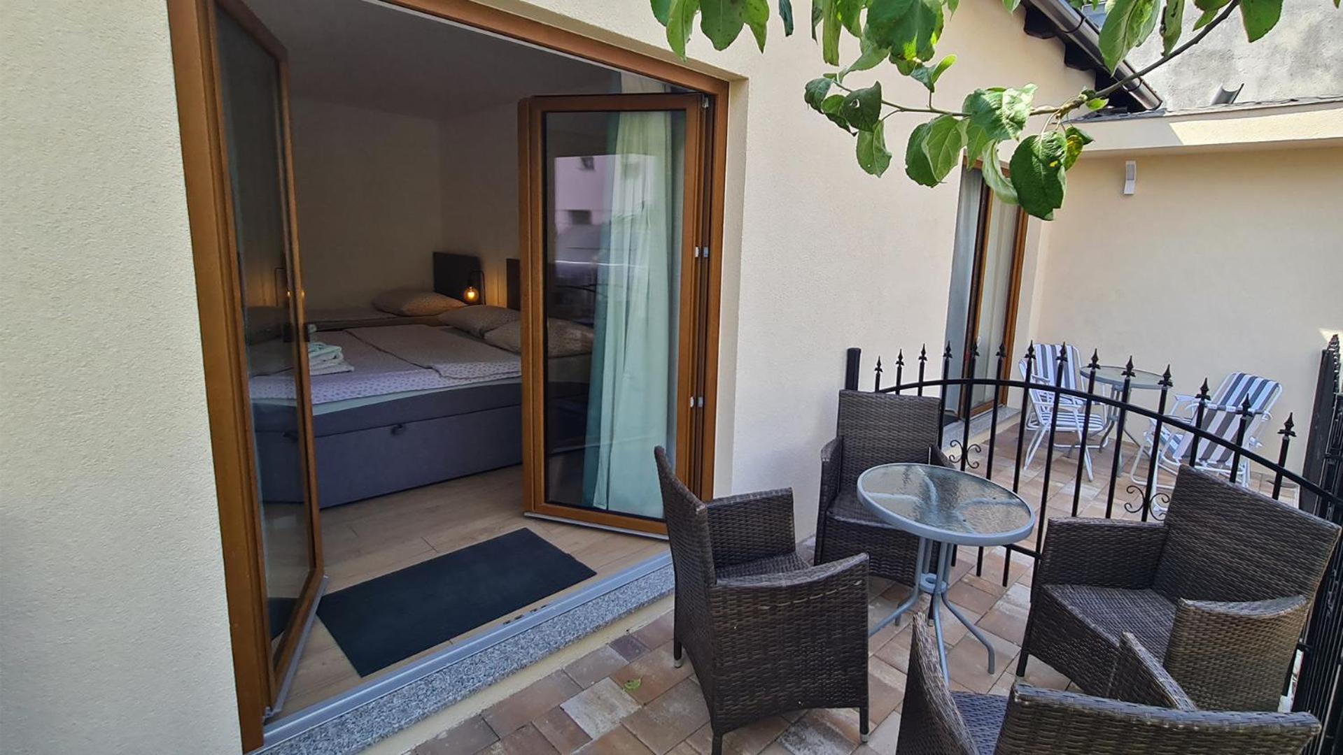 Brne Rooms Postojna Exterior photo