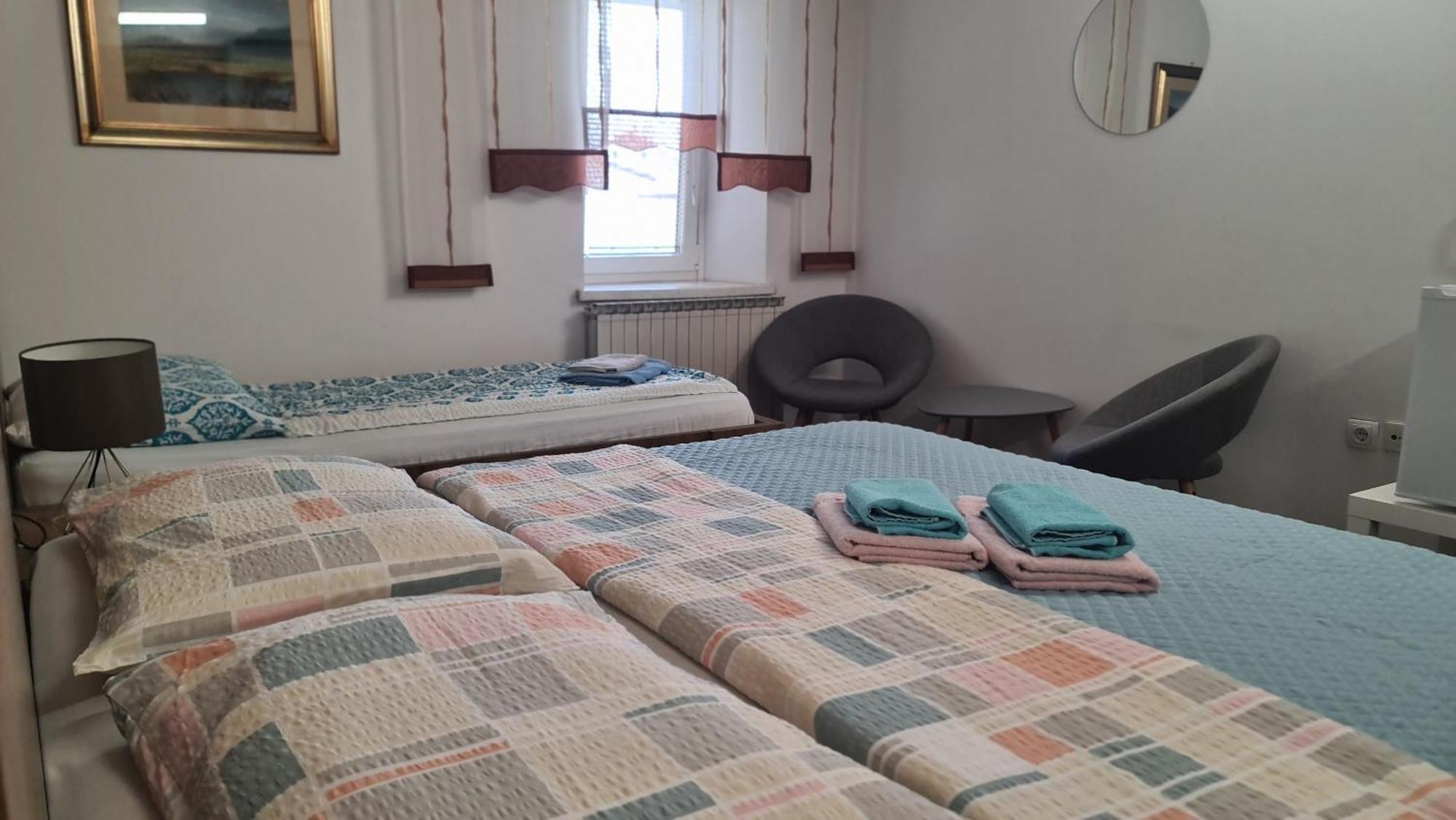 Brne Rooms Postojna Exterior photo